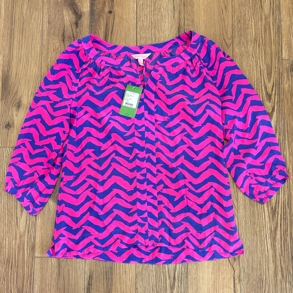 NWT Lilly Pulitzer Women's I Got Lucky Pop Pink Moxy Top Size Small - Picture 1 of 6